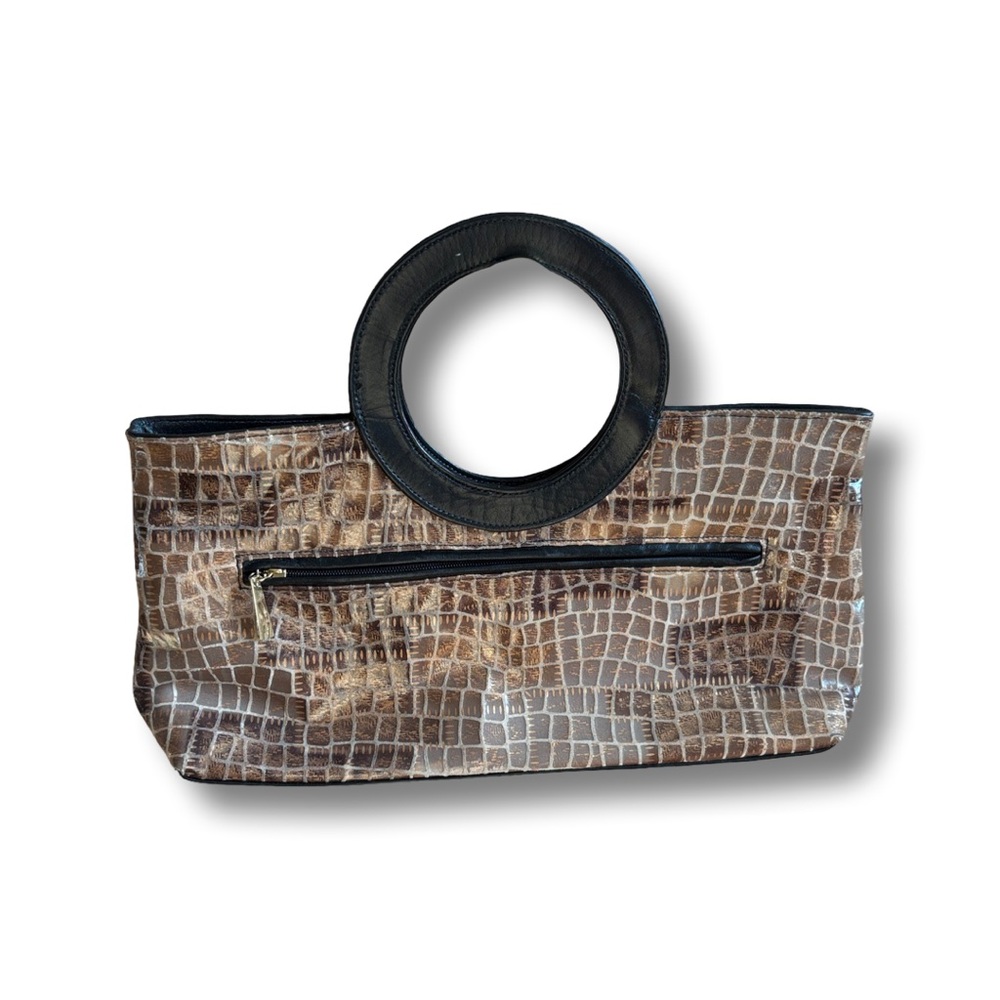 Faux Crocodile Pattern Clutch - Picture 2 of 16